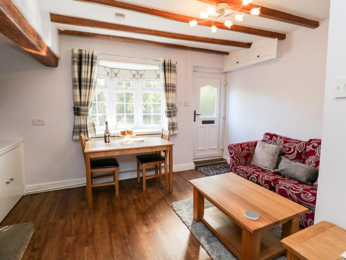 Parva Villa Middlesbrough Exteriör bild